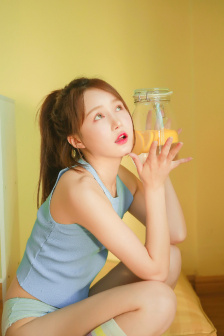香含玉女峰头露润滞
